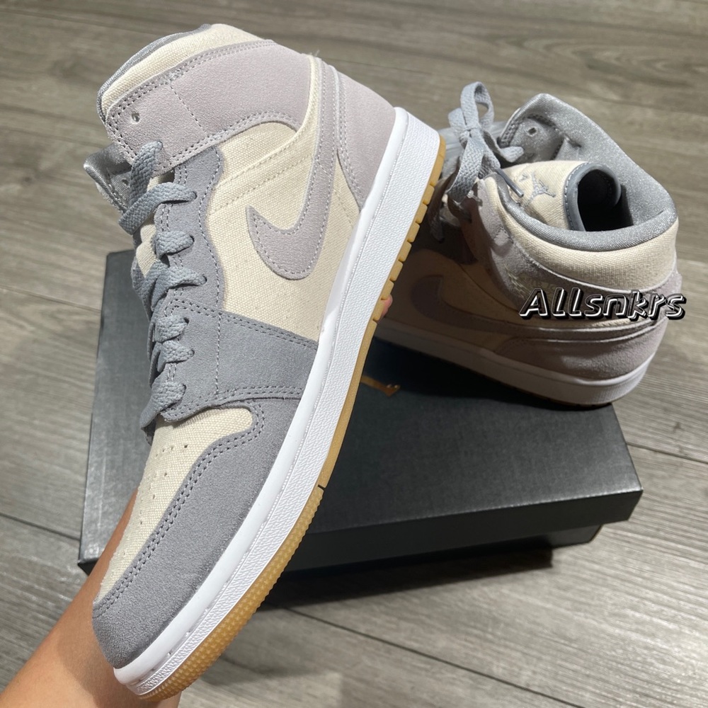 Air Jordan 1 Mid Coconut Milk Men’s - Picture 4 of 10